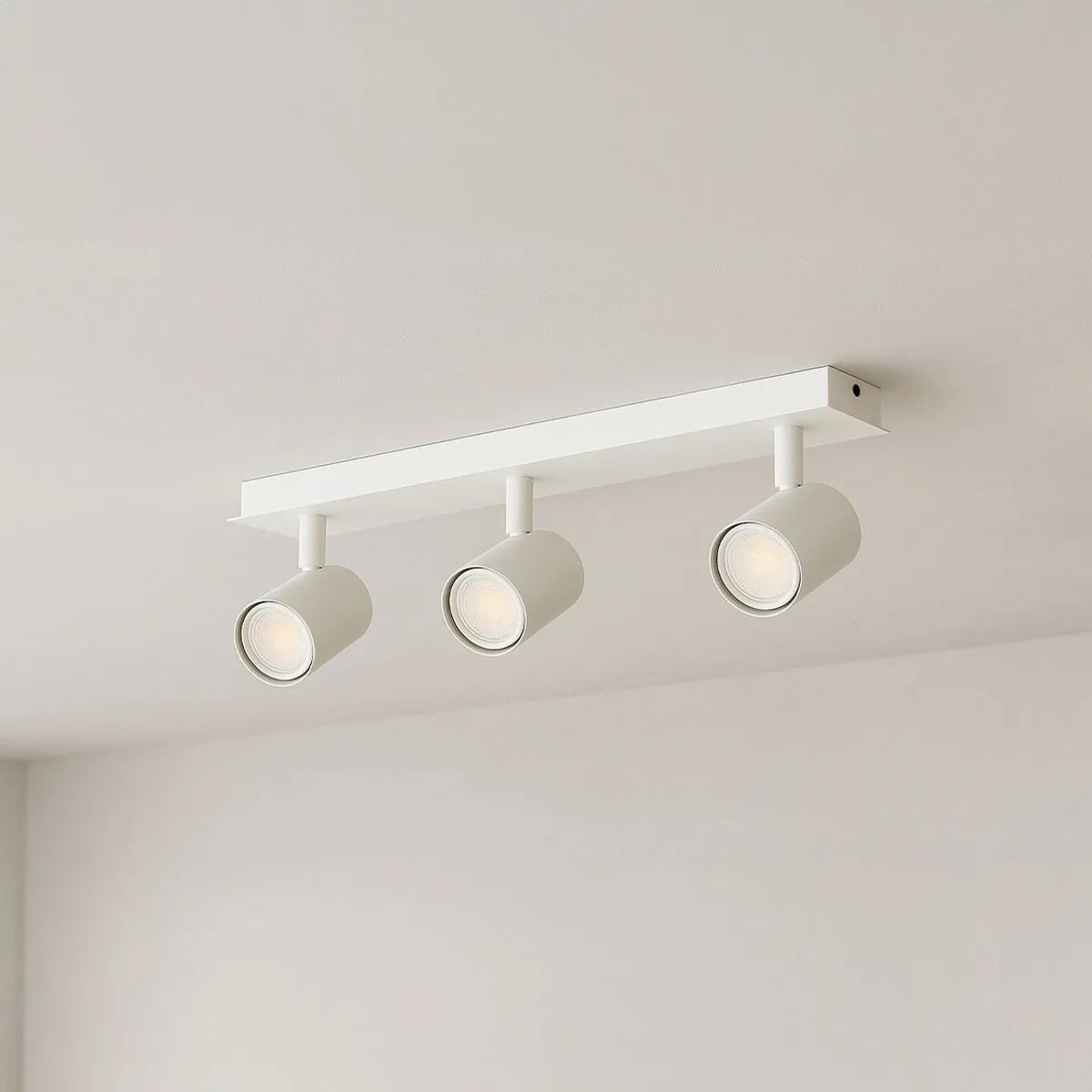 Foco Sobrepuesto 3 luces Cil III Blanco Mate Ip44 GU10