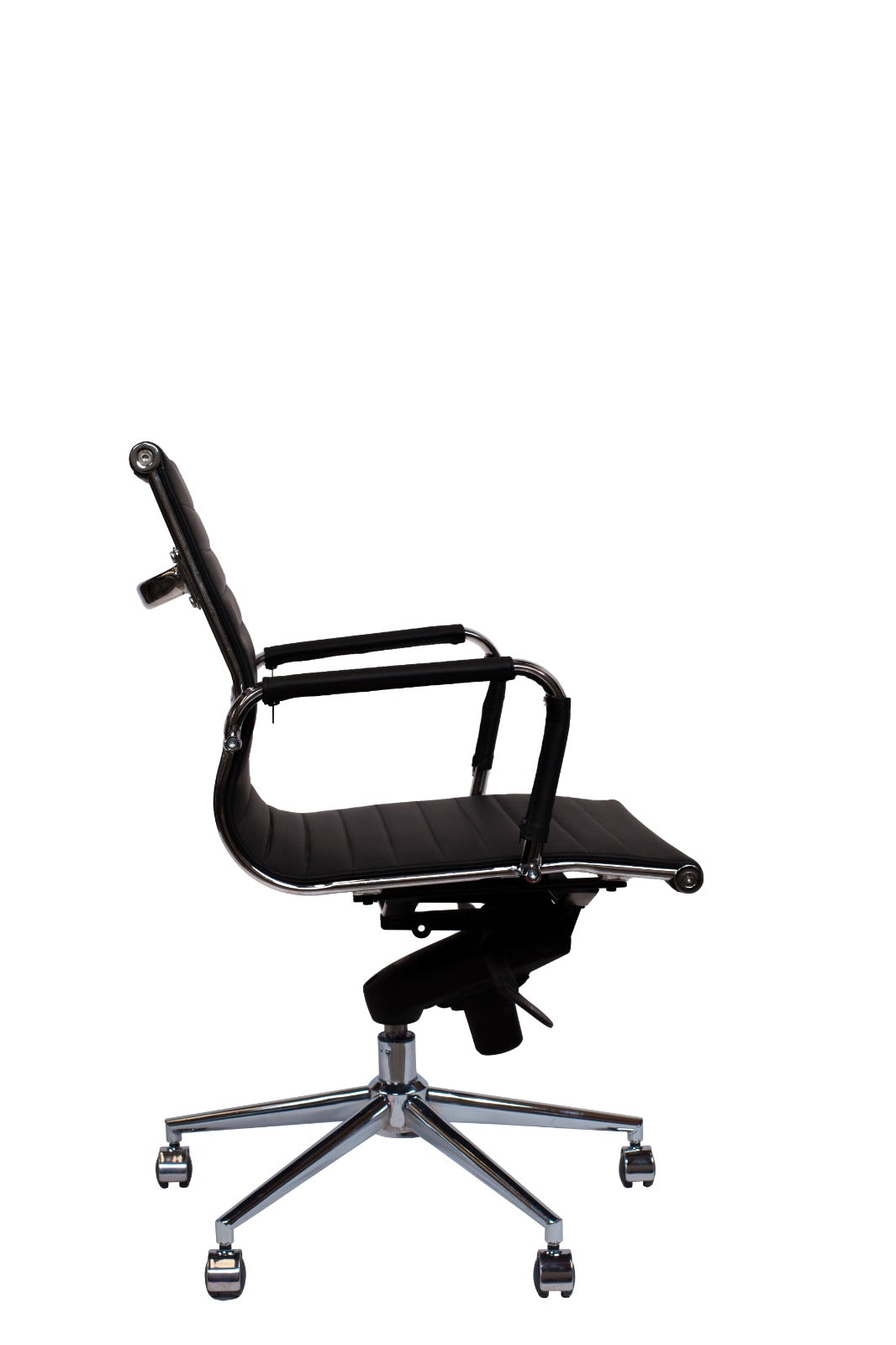 Silla oficina Bishop Baja Negra - Medular Diseño Sillas de Escritorio