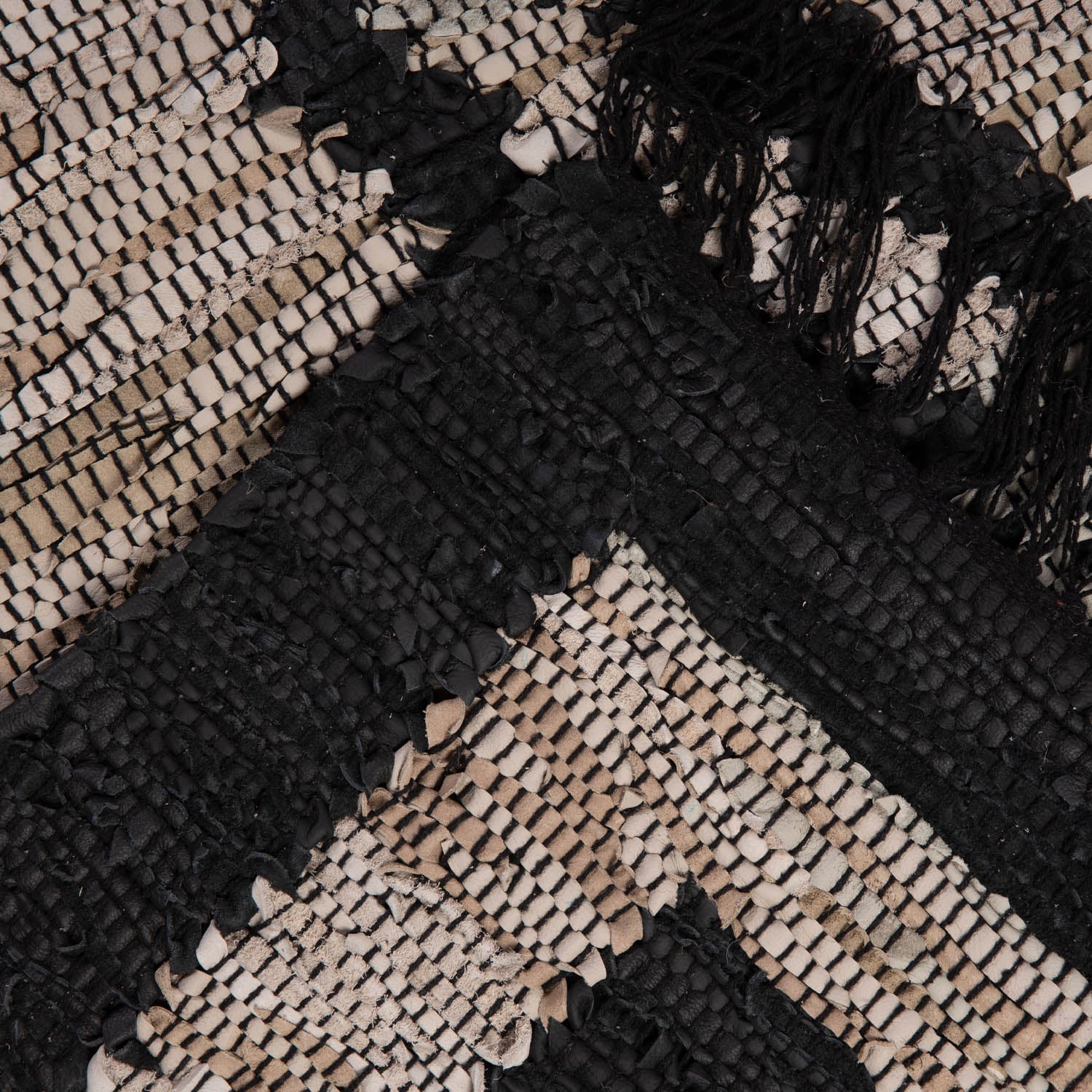 Natural Leather Mix 614 Black - Medular Diseño Alfombras