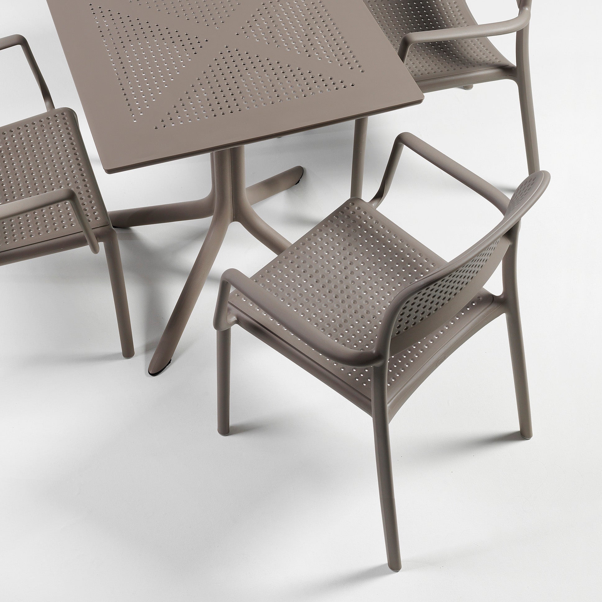 Silla Bora c/ brazos Tortora