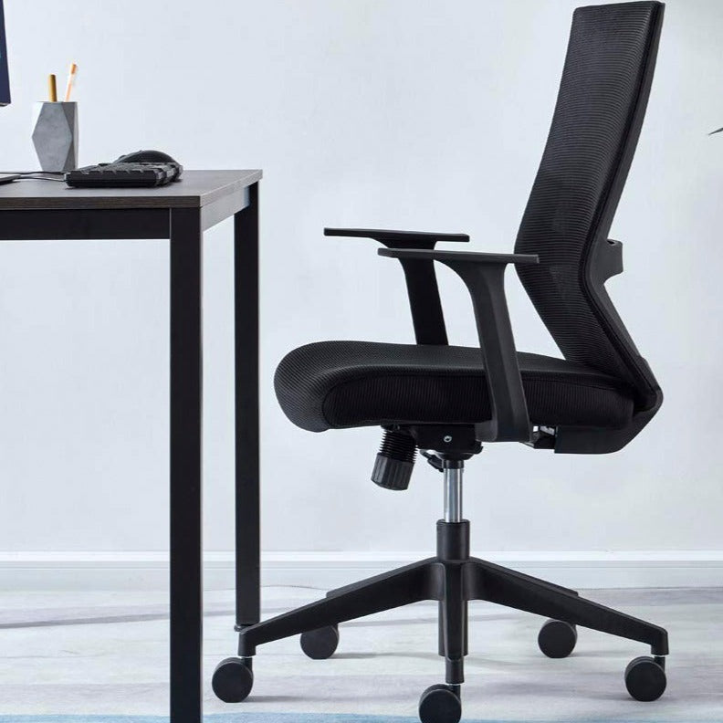 Silla oficina Ejecutiva Iron Plus Negra - Medular Diseño Sillas de Escritorio