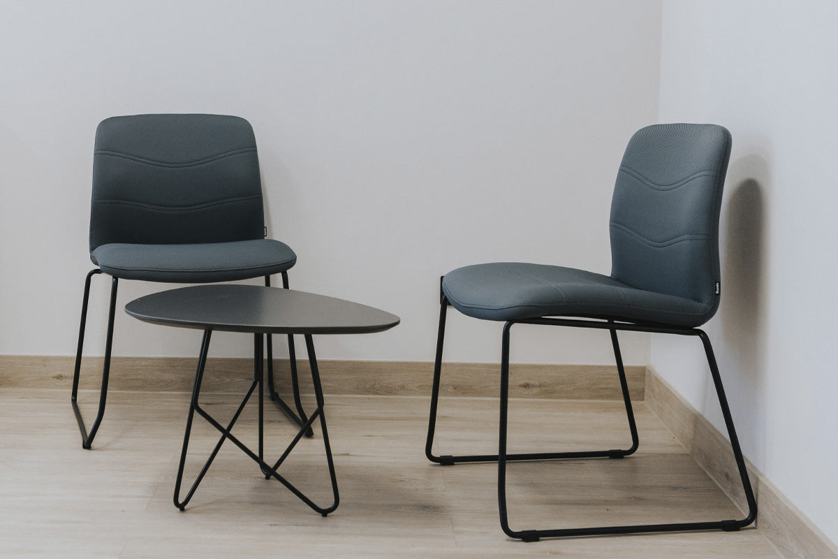 Silla visita Fija Rachel Gris - Medular Diseño Sillas de Escritorio