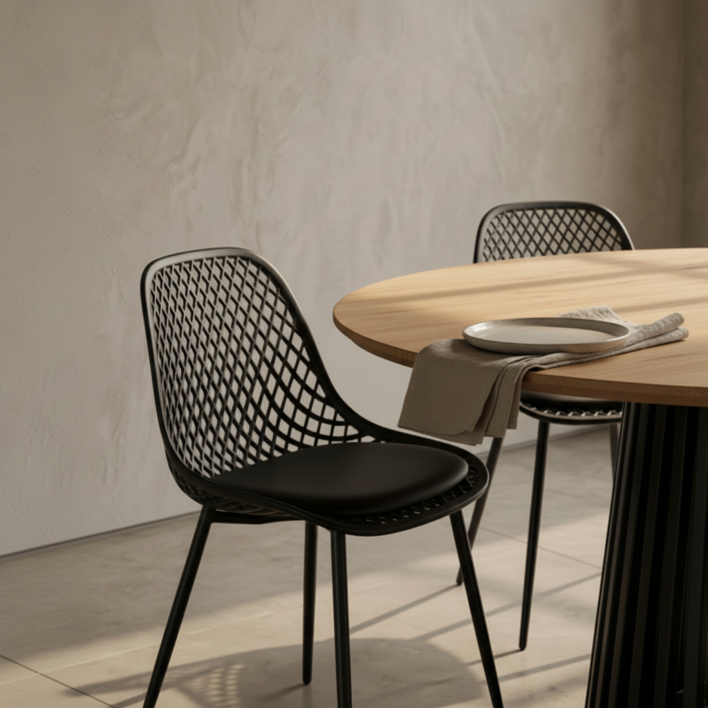 Juego de Comedor Mesa Palisade Lenga 6P + 6 Sillas Europa Negra Acolchada