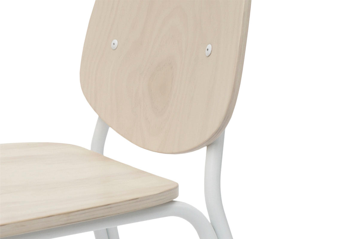 Juego de Comedor Linha Natural 4P + 4 Sillas Aula Natural