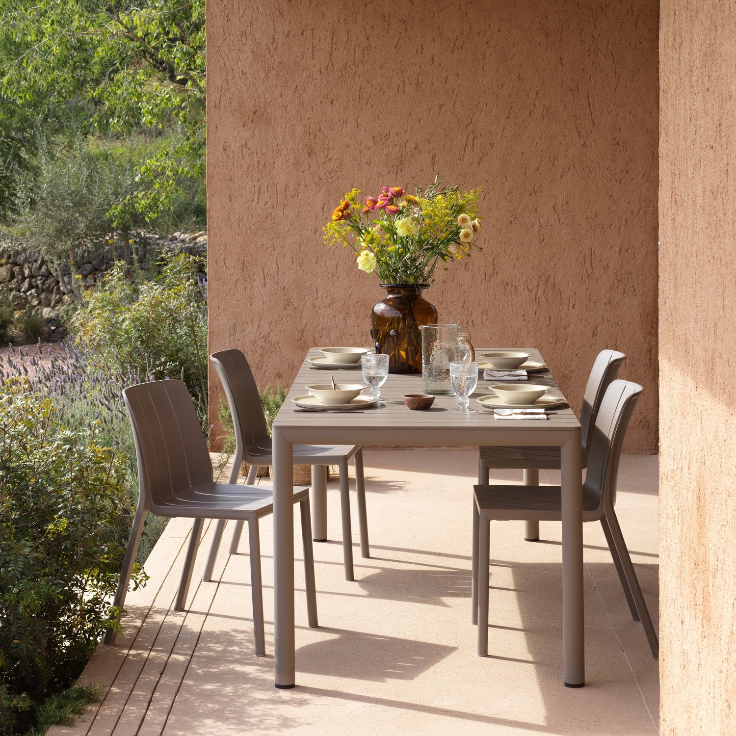 Mesa Tevere 147/211 Extensible Tortora