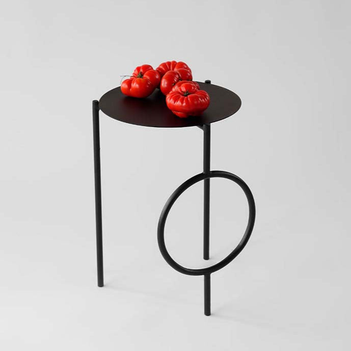 Mesa Auxiliar Nina Negra - Medular Diseño Mesas de Centro