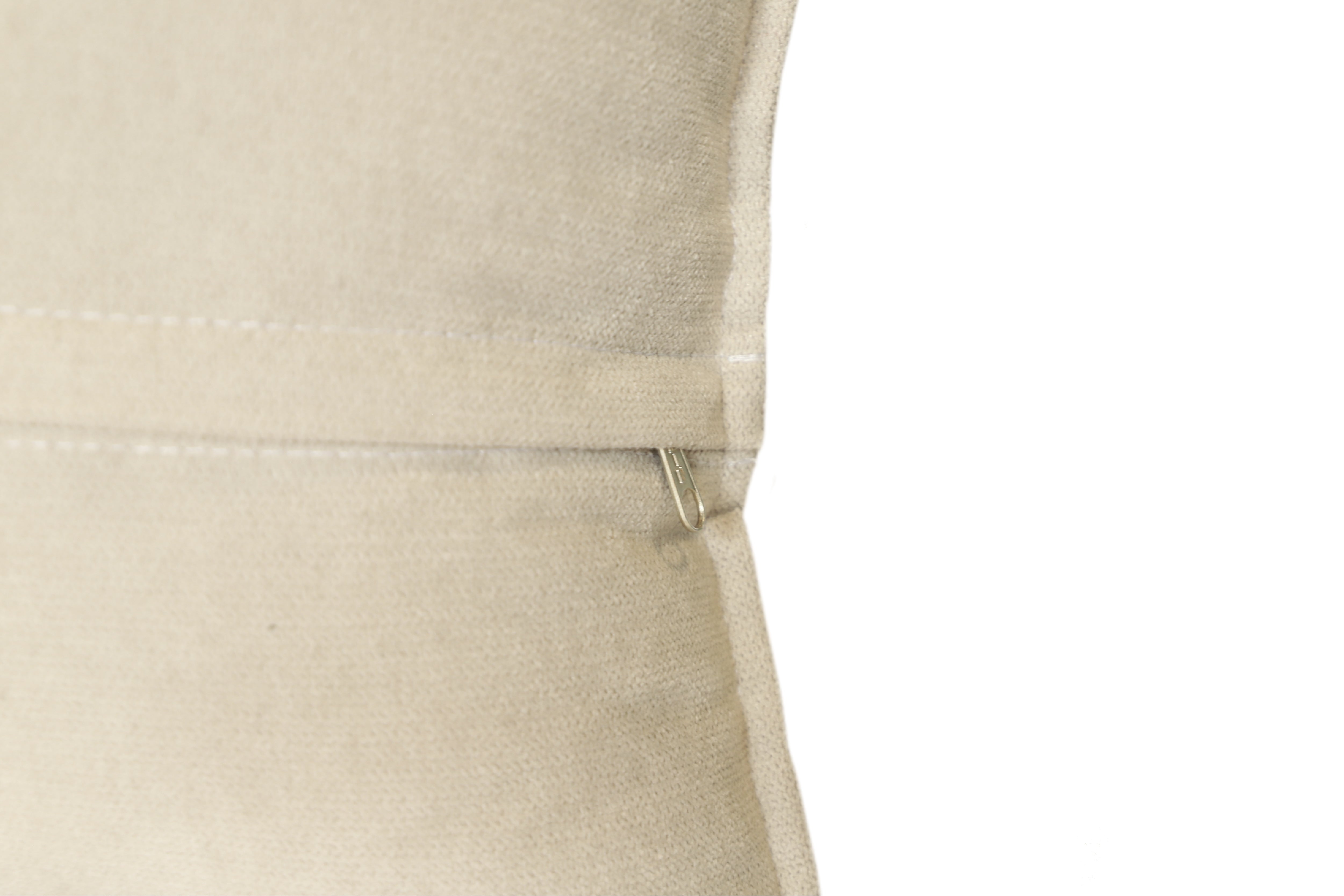 Cojín Top Color Velvet Beige - Medular Diseño Cojines EE