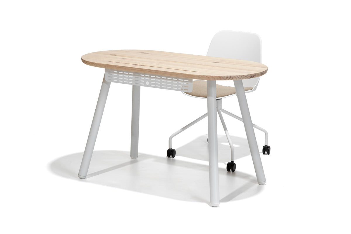 Escritorio Light Natural + Silla Quick Blanca - Medular Diseño Juego de Escritorio