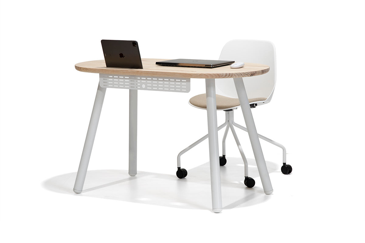 Escritorio Light Natural + Silla Quick Blanca - Medular Diseño Juego de Escritorio