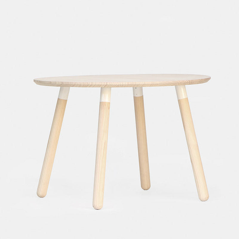 Juego Mesa Canelo Redonda + 4 Sillas DSW Blancas - Medular Diseño Juego de Comedor