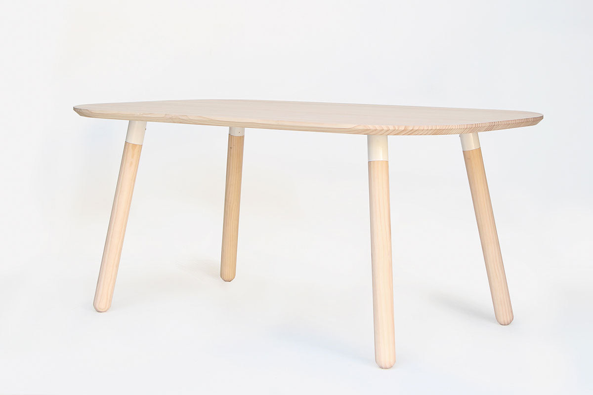 Juego de Comedor Canelo Ovalada + 6 Sillas DSW Blancas - Medular Diseño Juego de Comedor