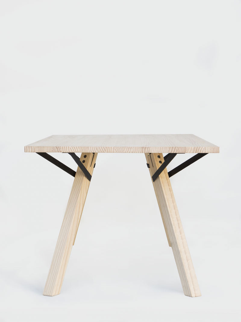 Mesa de Comedor Trigo Fijaciones Negras 8P - Medular Diseño Mesas de Comedor