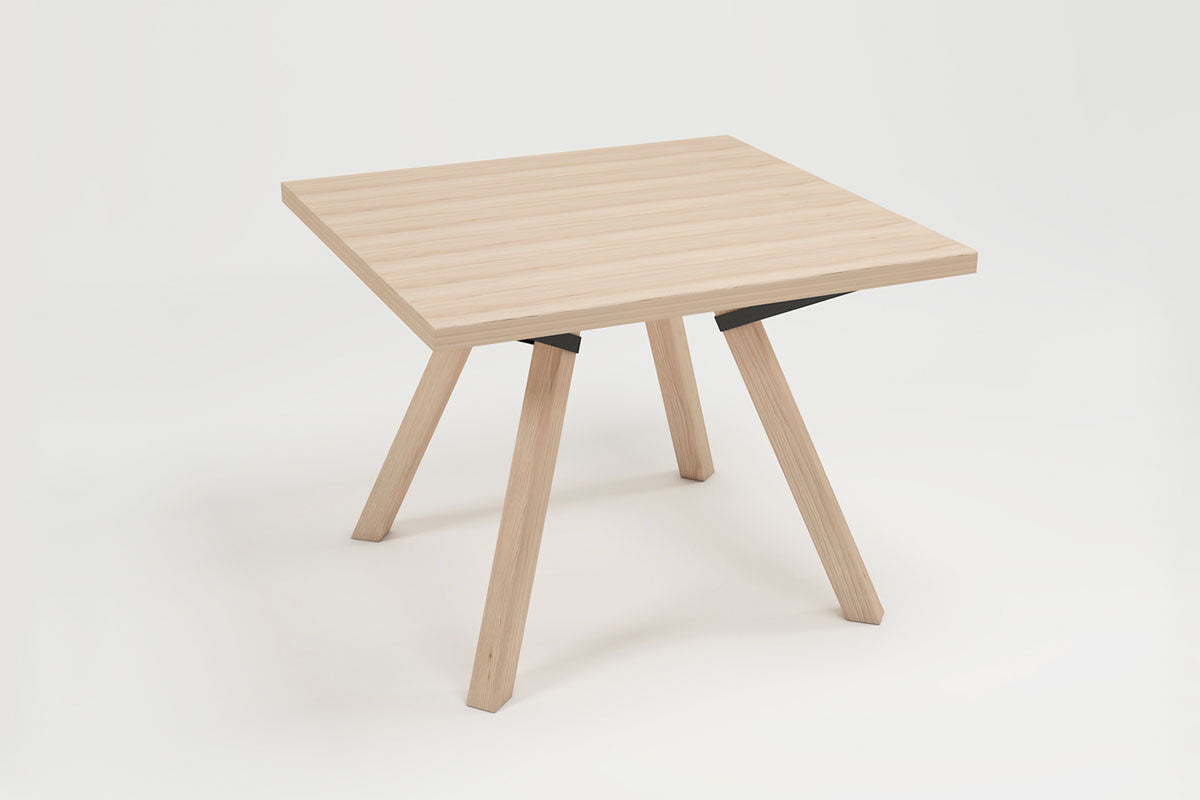 Mesa de Comedor Trigo Fijaciones Negras 4P - Medular Diseño Mesas de Comedor