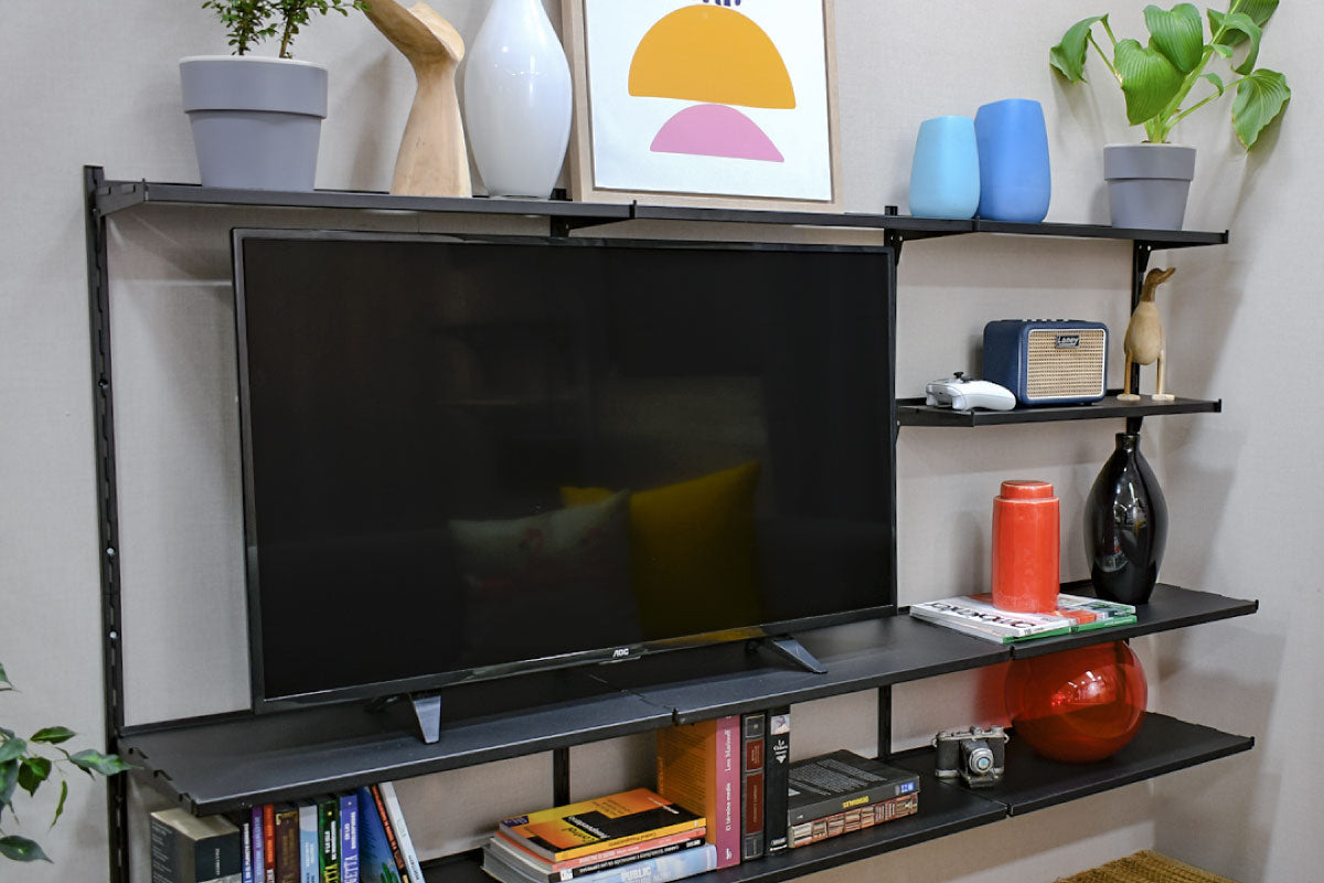Rack TV Graduable Muro SG30 Negra - Medular Diseño Repisa
