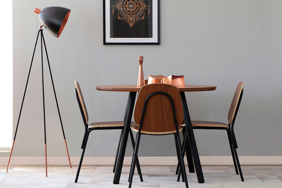 Mesa de Comedor Aula Nogal 4P - Medular Diseño Mesas de Comedor