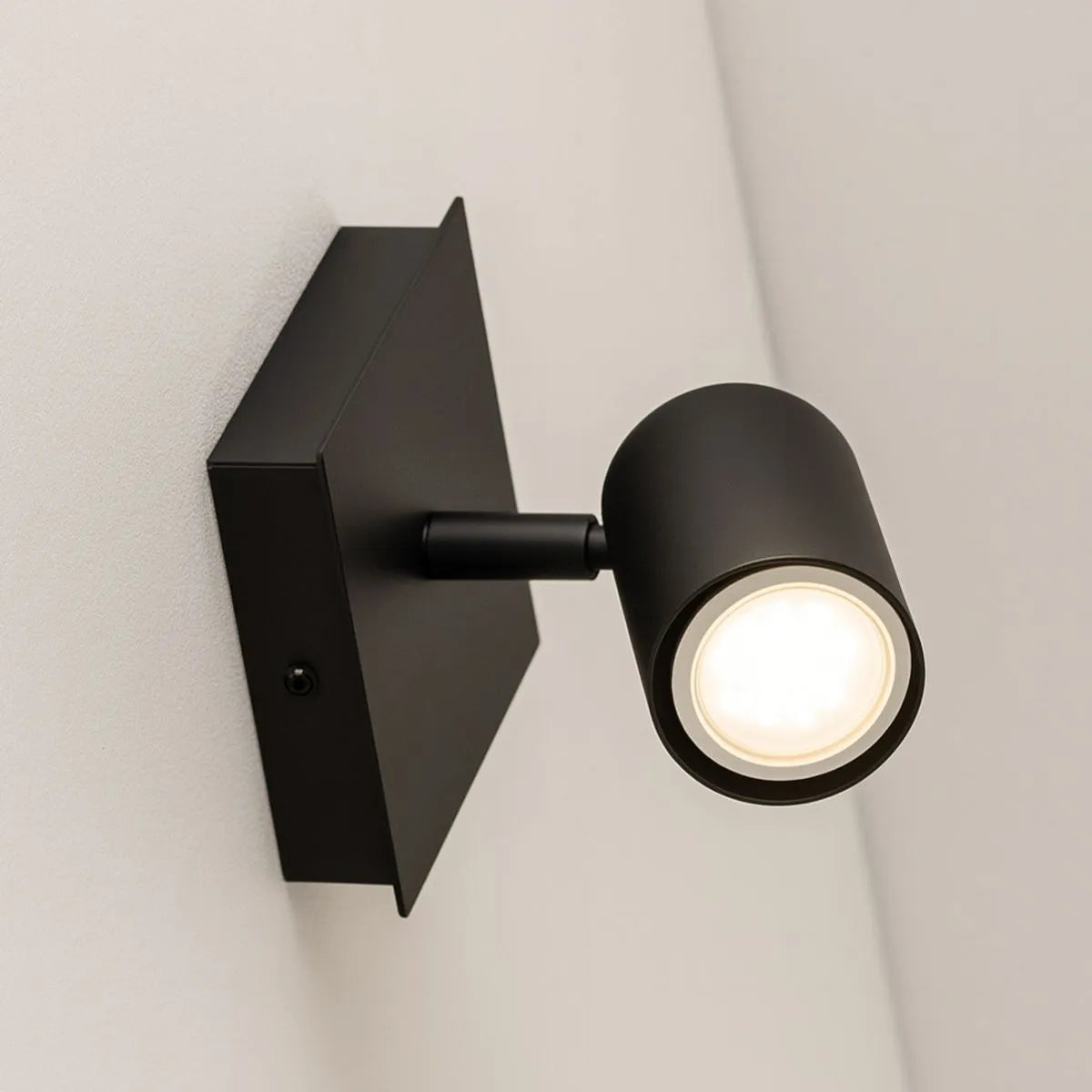 Foco Sobrepuesto 1 luz Cil III Negro Mate Ip44 GU10