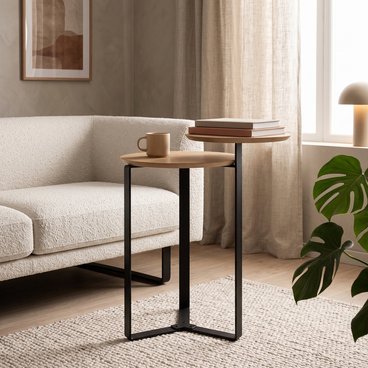 Mesa Lateral Doble Domenica Natural – Mesa Auxiliar Escalonada con Cubiertas de Madera & Base Metálica Negra