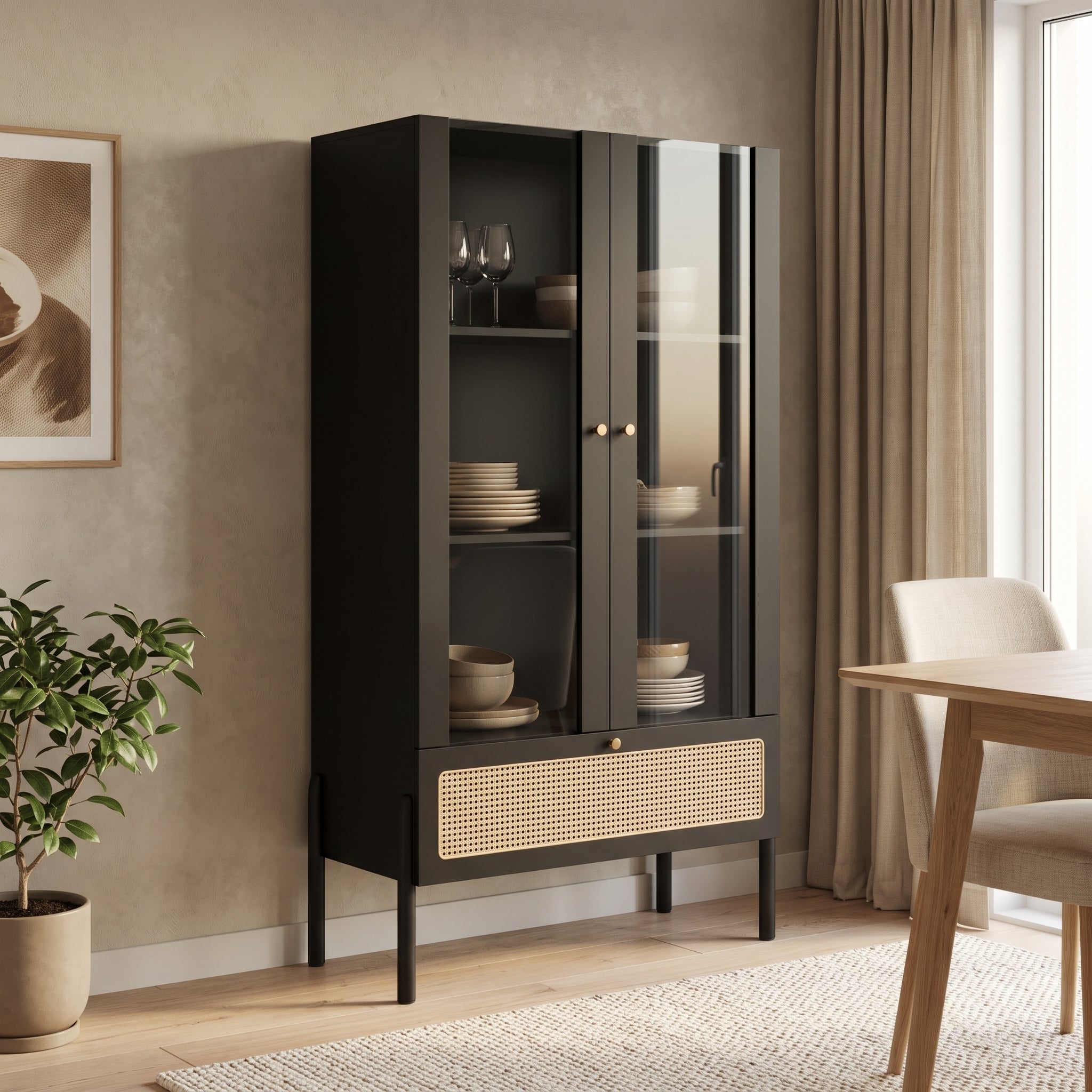 Vitrina Oslo Negro – Vajillero 2 Puertas de Vidrio con Cajón de Ratán & Tiradores Dorados
