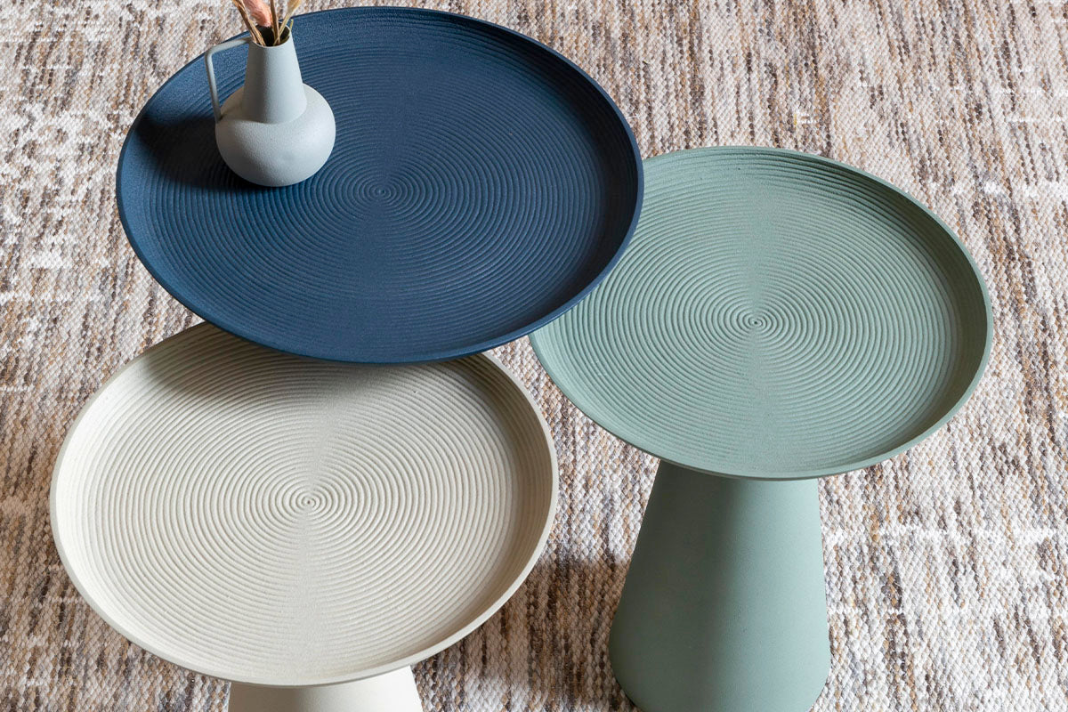 Mesa de arrimo Ringar Grande Azul
