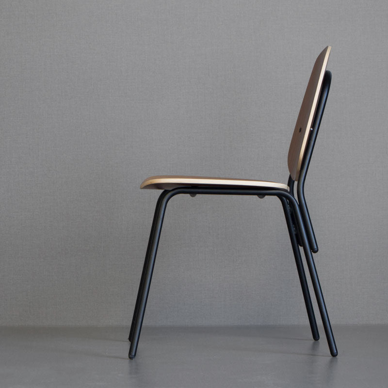 Juego de Comedor Aula Nogal 4P + 4 Sillas Aula Nogal - Medular Diseño Juego de Comedor